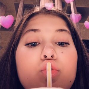 Meet your Posher, Katelyn